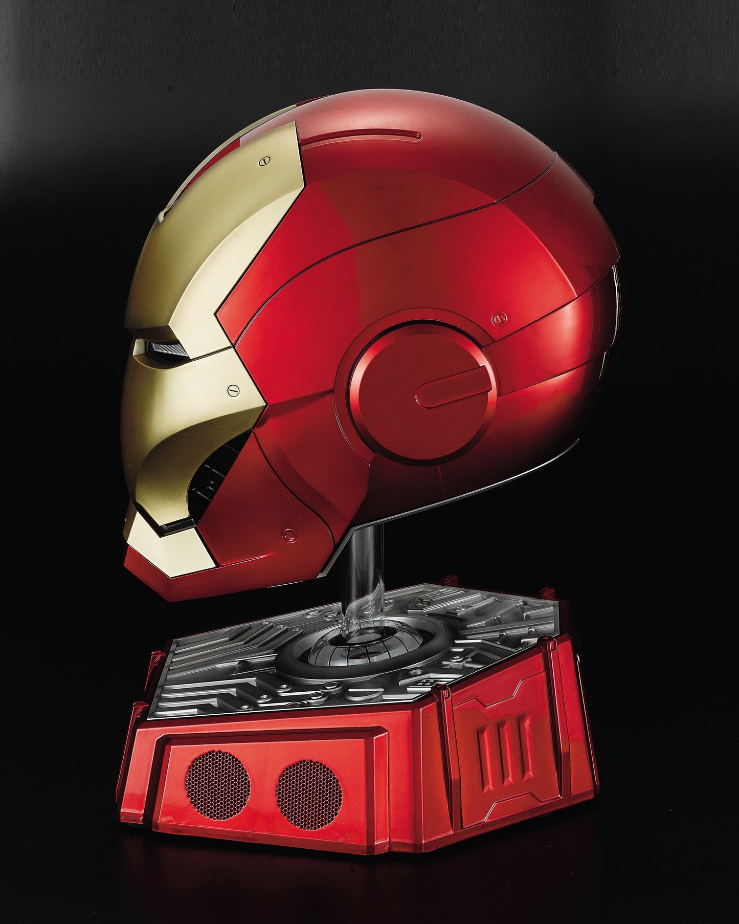 Killerbody 1: 1 Collectible  Iron Man MK7 Wearable Helmet with Bluetooth Speaker Stand